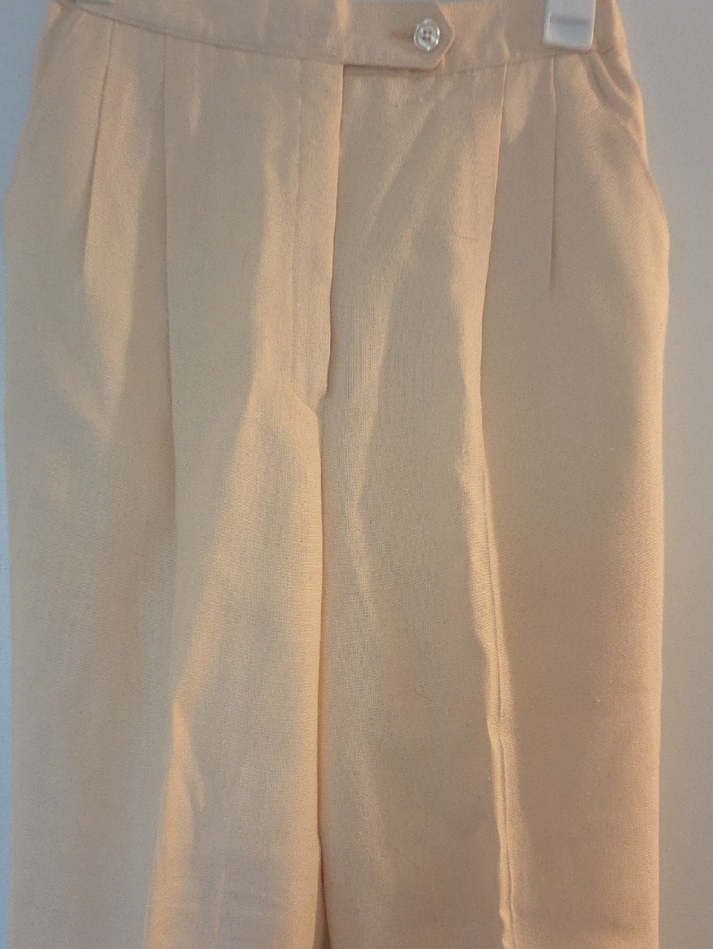 High-Waist Pleated Trousers in Soft Cream